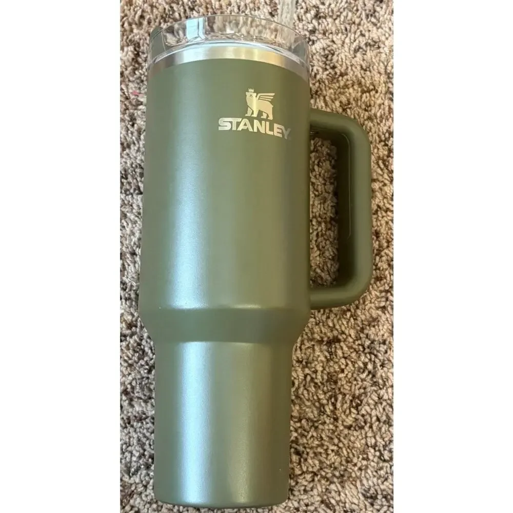 Stanley Quencher H2.0 FlowState 40oz Tumbler Cup Peat Moss Matte Olive Green EUC